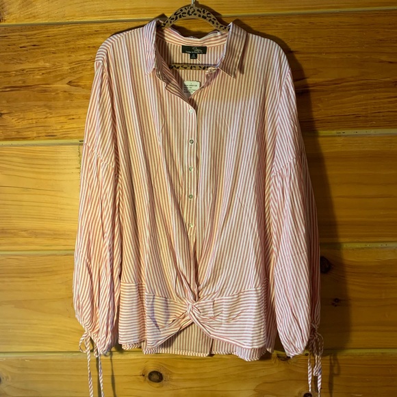 Suzanne Betro Tunic NWT - Picture 5 of 6